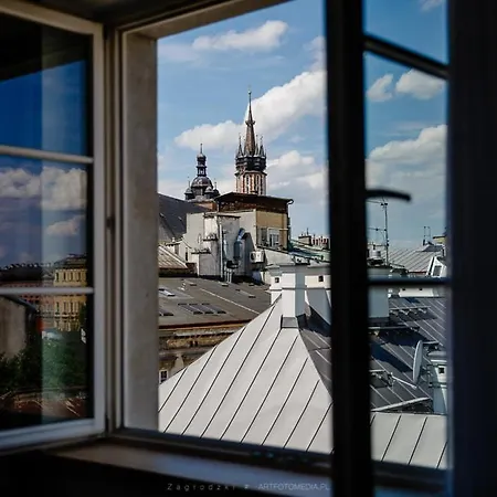Saint Thomas Corner - By Upstairs Cracovia