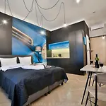 Saint Thomas Corner - By Upstairs クラクフ