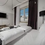 Saint Thomas Corner - By Upstairs 3*