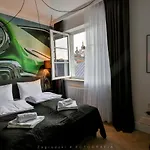 Saint Thomas Corner - By Upstairs クラクフ