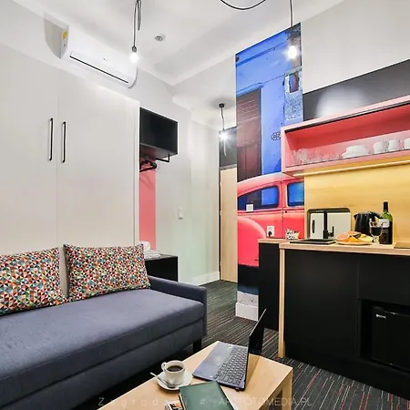 Saint Thomas Corner - By Upstairs Apart Otel 3*