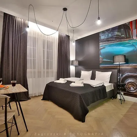 Aparthotel Saint Thomas Corner - By Upstairs Krakau