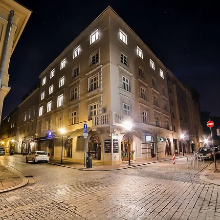 Saint Thomas Corner - By Upstairs Apart Otel