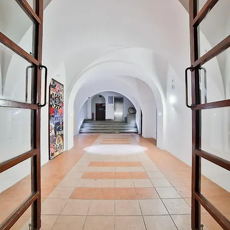 Aparthotel Saint Thomas Corner - By Upstairs Krakau
