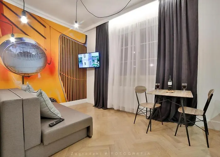 Saint Thomas Corner - By Upstairs 3*