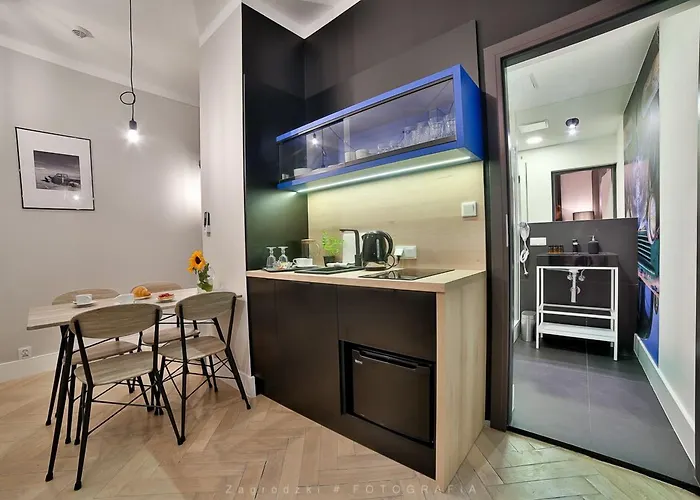 Saint Thomas Corner - By Upstairs 3*